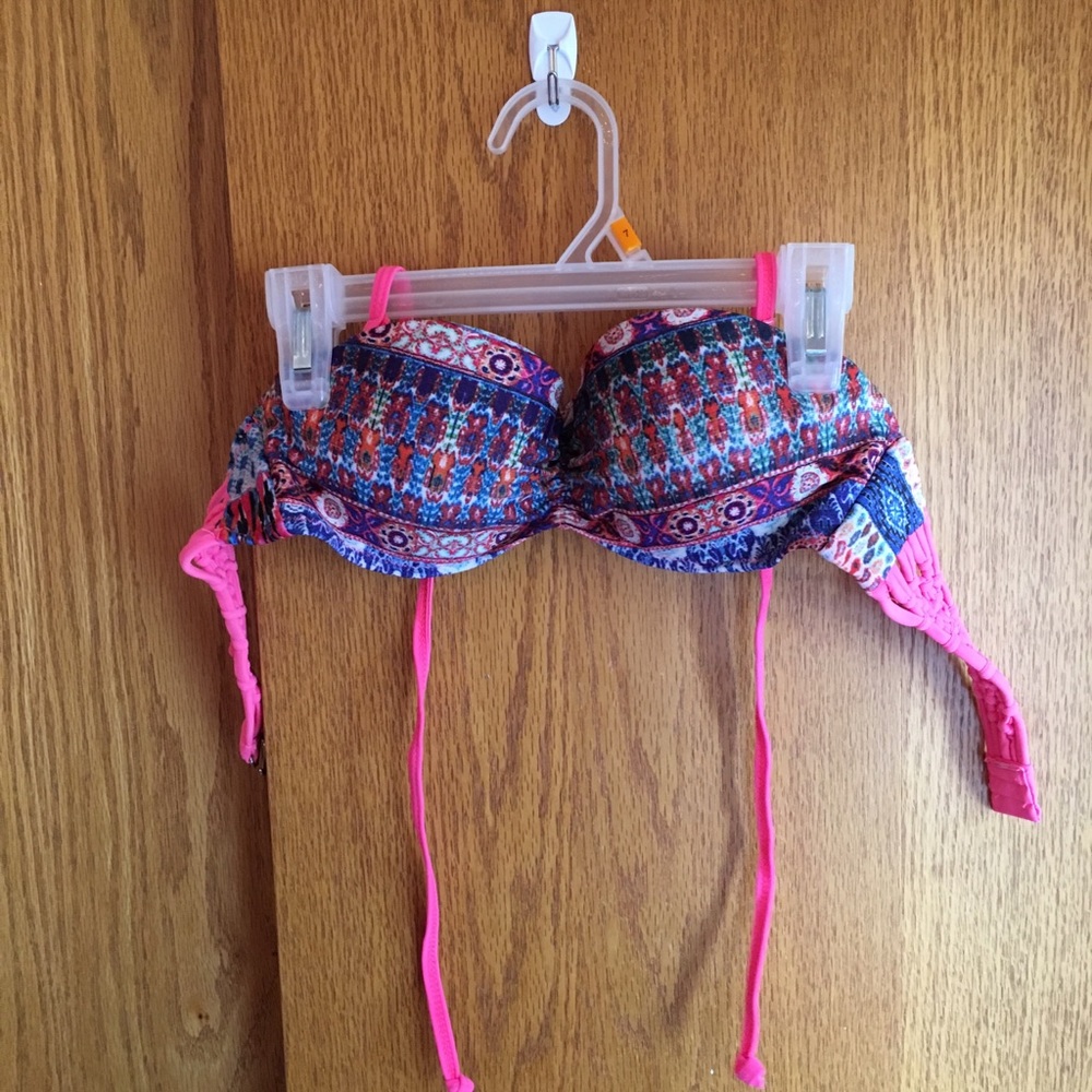 Colorful strapless bikini set(swipe to see bottom)